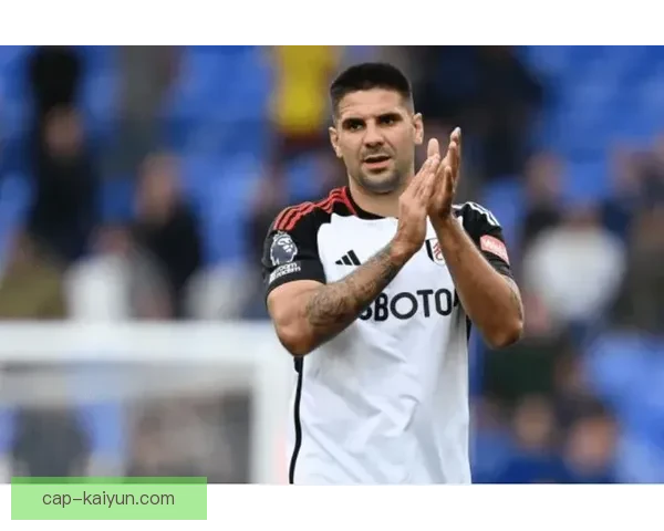 阿尔特塔防守层次分析，球队状态稳健，逐渐形成有效防线体系